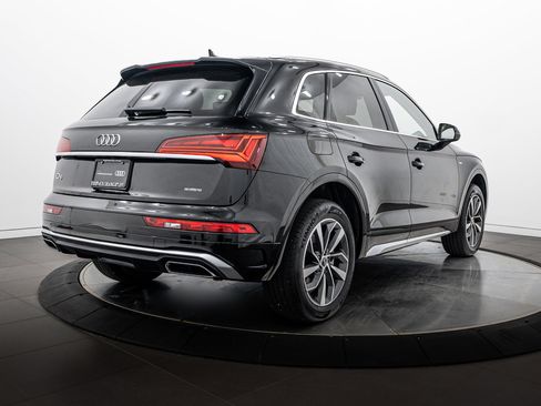 Certified 2023 Audi Q5 2.0T Premium Plus w/ Premium Plus Package AWD/4WD image 4