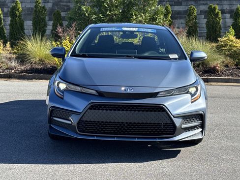 Used 2020 Toyota Corolla SE image 3