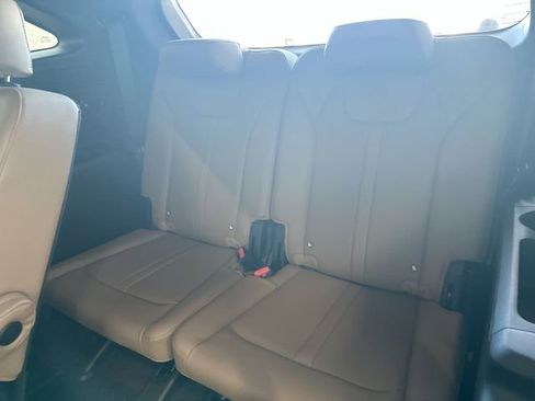 Certified 2025 Kia Sorento SX Prestige w/ Olive Brown Leather Package AWD/4WD image 29