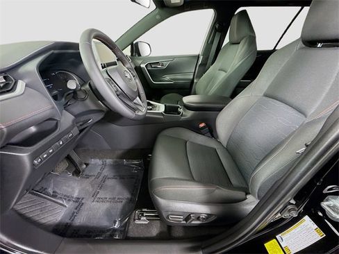 Certified 2025 Toyota RAV4 SE image 20