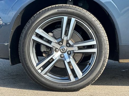 Used 2020 Volvo XC60 T5 Momentum w/ Protection Package Premier image 26