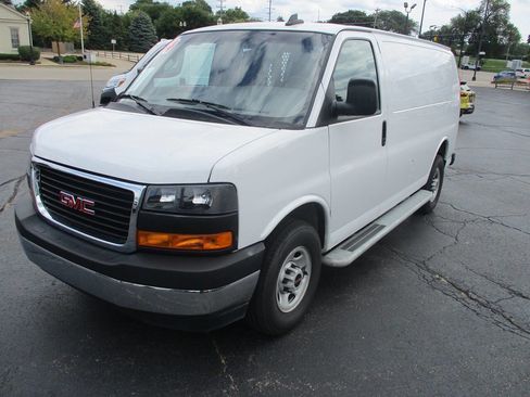 Used 2024 GMC Savana 2500 w/ Driver Convenience Package image 1