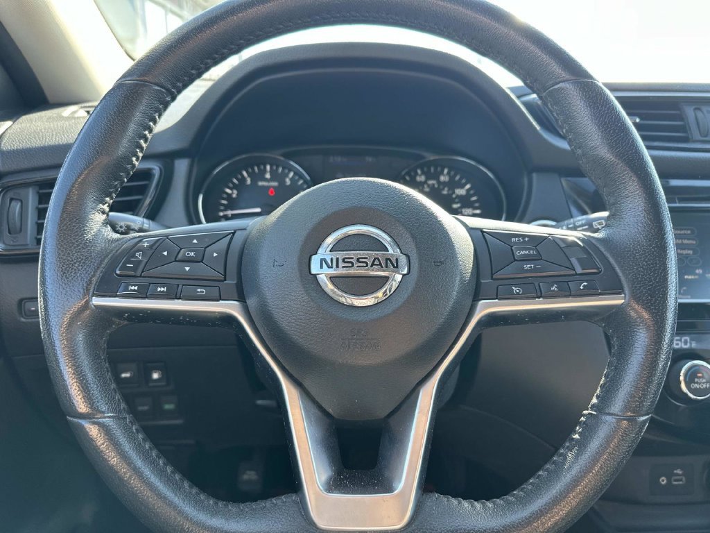 Used 2019 Nissan Rogue SV AWD/4WD image 20