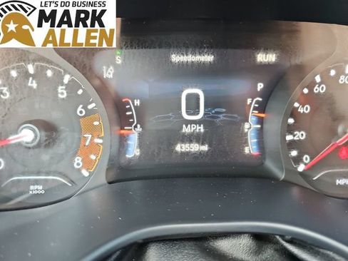Used 2025 Jeep Compass Limited AWD/4WD image 12