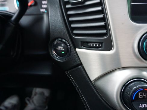 Used 2018 GMC Yukon XL Denali w/ Denali Ultimate Package image 27