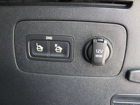 Certified 2023 Kia Sorento S w/ Panoramic Sunroof Package FWD image 11