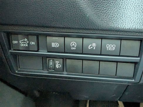 Used 2025 Toyota Tundra SR image 25