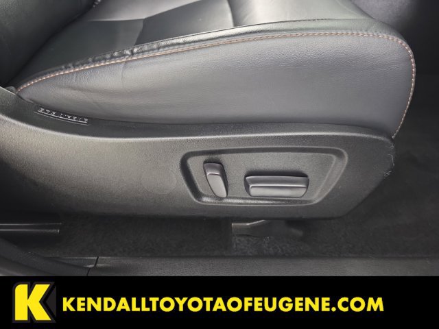 Used 2019 Toyota Highlander XLE AWD/4WD image 31