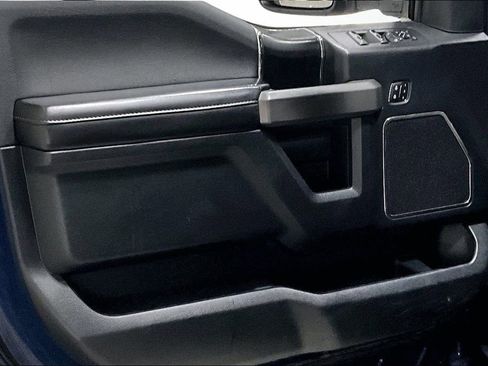 Used 2019 Ford F150 Platinum w/ Technology Package image 21