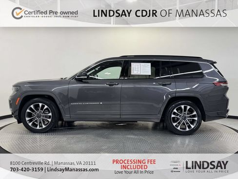 Used 2025 Jeep Grand Cherokee L Overland w/ Advanced Protech Group III AWD/4WD image 6