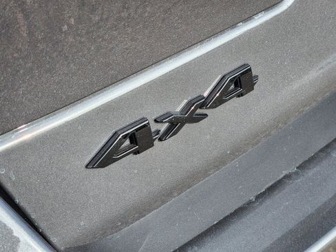 New 2026 Jeep Grand Cherokee Altitude image 7