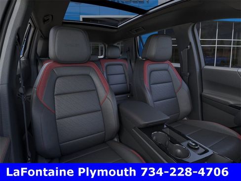 New 2025 Chevrolet Equinox RS w/ Convenience Package III image 16