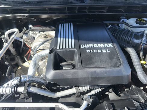 Certified 2024 Chevrolet Silverado 1500 Custom Trail Boss w/ LPO, Dark Essentials Package AWD/4WD image 15