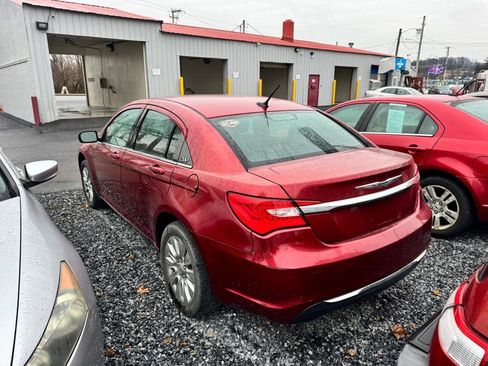 Used 2013 Chrysler 200 LX image 5