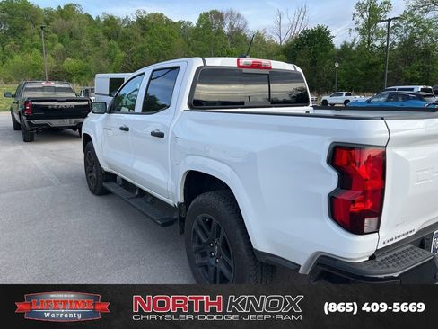 Used 2025 Chevrolet Colorado W/T w/ Advanced Trailering Package image 4