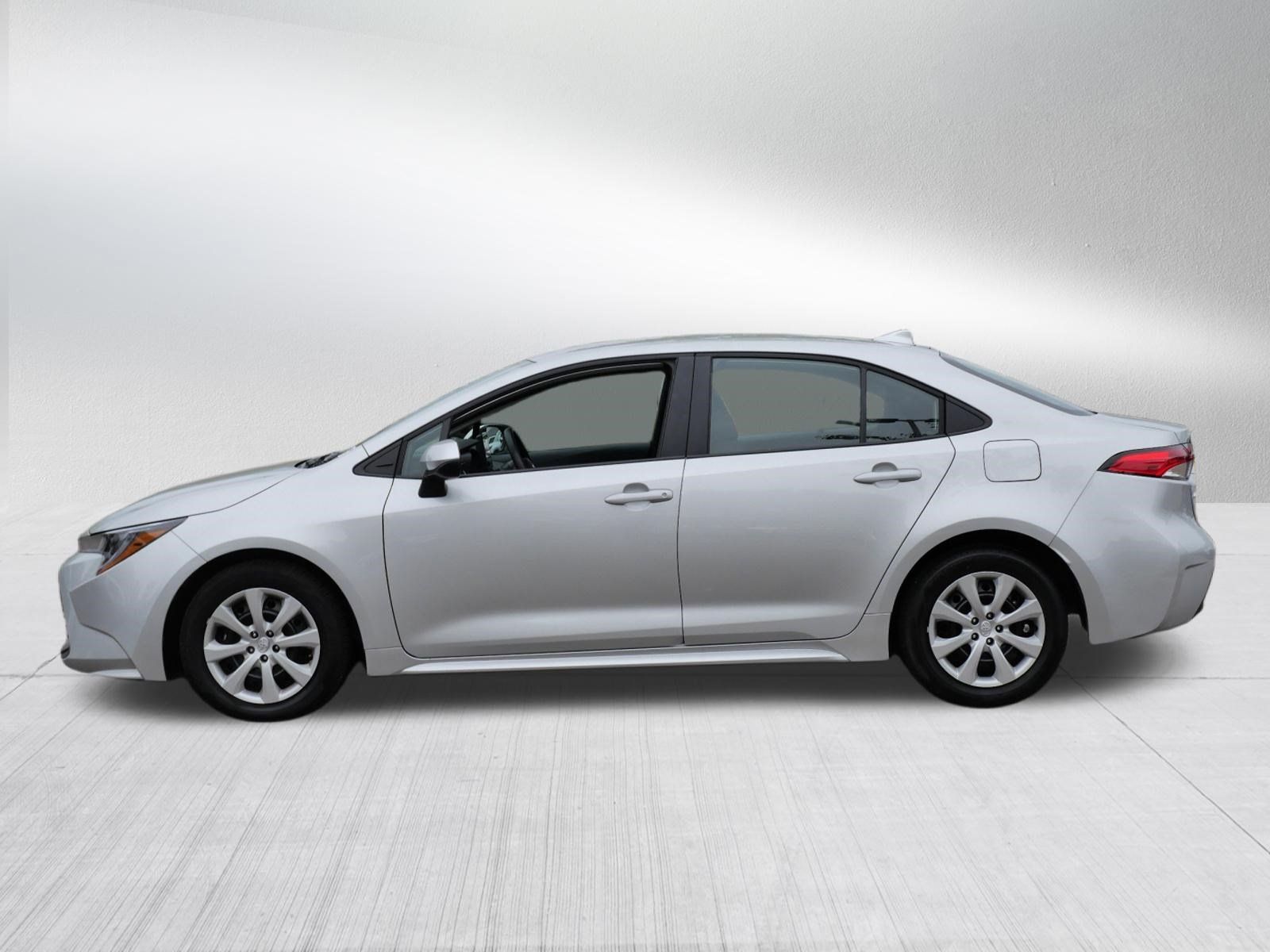 Certified 2026 Toyota Corolla LE FWD image 5