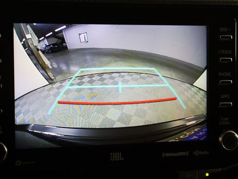 Used 2021 Toyota Highlander XSE image 29