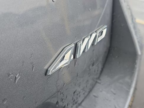 Certified 2024 Ford Explorer XLT w/ Equipment Group 202A AWD/4WD image 6