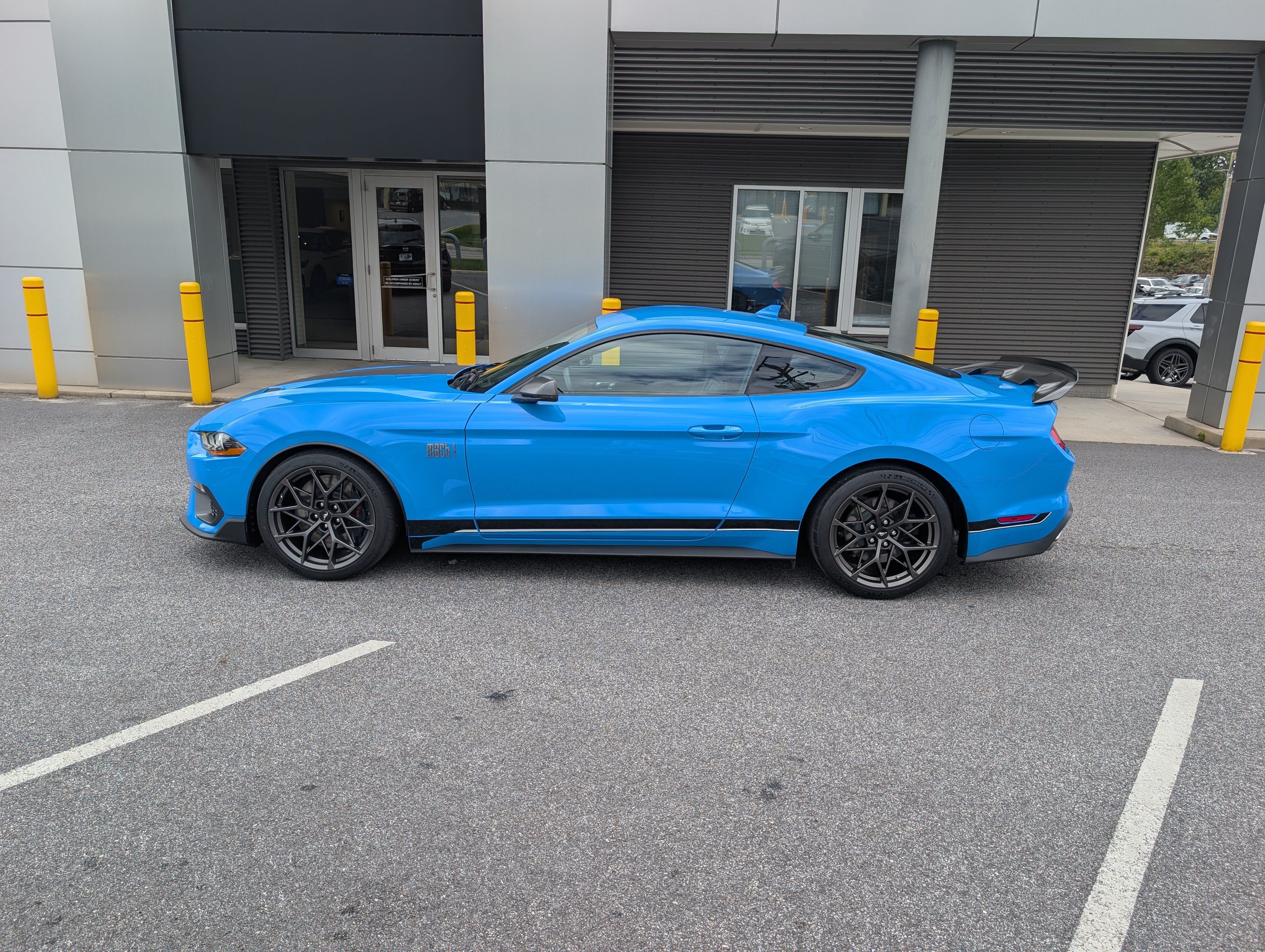 Certified 2022 Ford Mustang Mach 1 w/ Mach 1 Handling Package RWD image 3