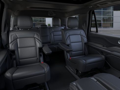 New 2025 Lincoln Navigator Reserve w/ Jet Appearance Package AWD/4WD image 30