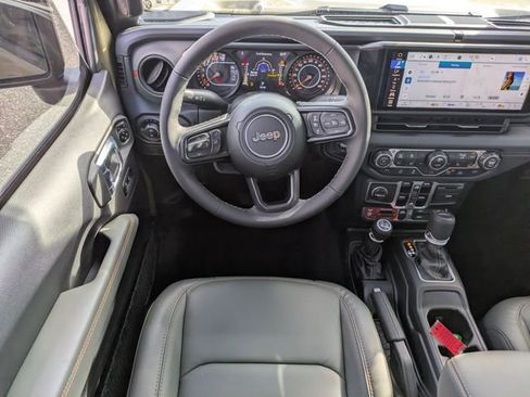 New 2026 Jeep Gladiator Mojave image 15