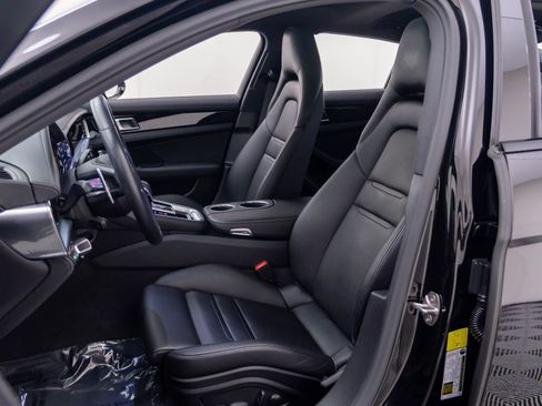 Certified 2023 Porsche Panamera 4 AWD/4WD image 5