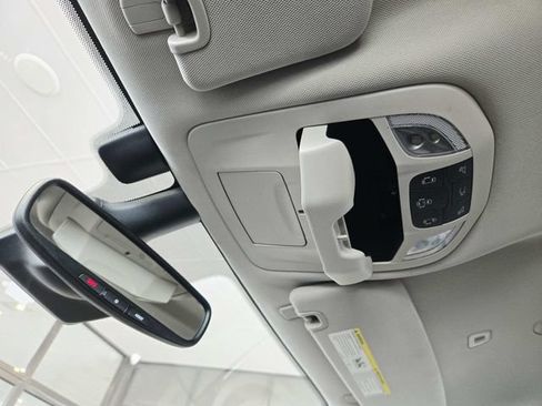 Used 2019 Chrysler Pacifica Touring Plus w/ Advanced Safetytec Group FWD image 30