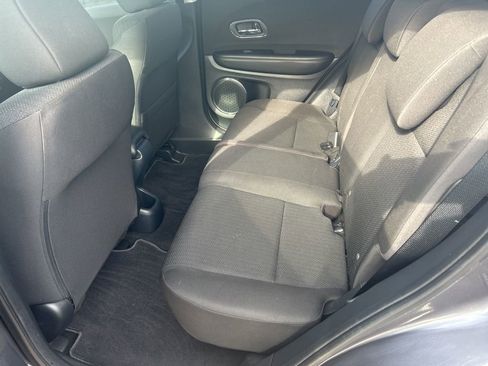 Used 2018 Honda HR-V EX image 20