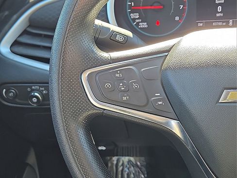 Used 2024 Chevrolet Malibu LT image 17