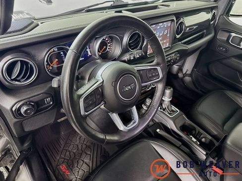 Used 2023 Jeep Wrangler Unlimited Sahara AWD/4WD image 11