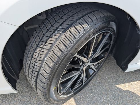 Used 2022 Toyota Camry SE image 21