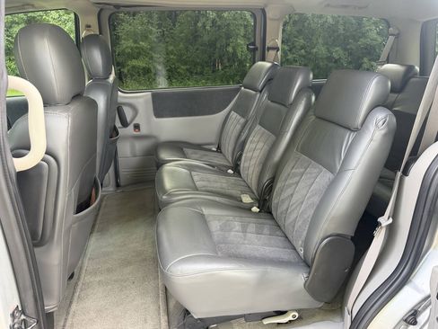 Used 2002 Chevrolet Venture Warner Brothers w/ Trailering Pkg FWD image 11