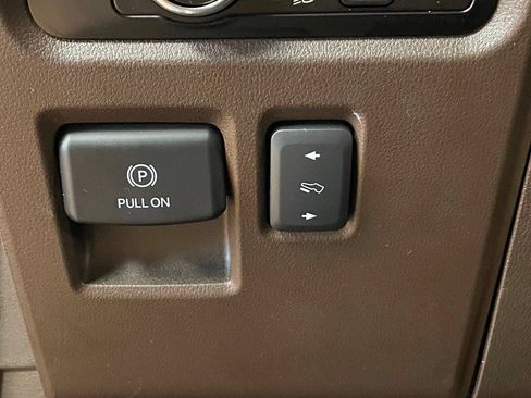 Used 2023 Ford Expedition Max King Ranch AWD/4WD image 24
