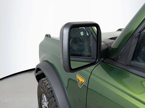 Used 2025 Ford Bronco Badlands image 28