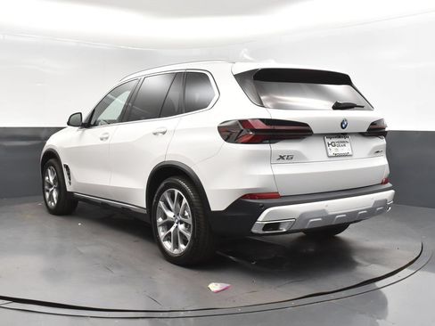 Used 2026 BMW X5 sDrive40i w/ Parking Assistance Package RWD image 5