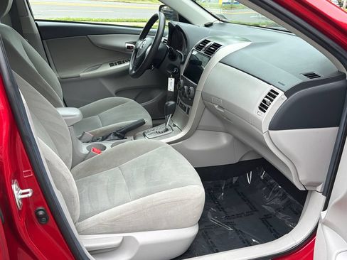 Used 2012 Toyota Corolla LE FWD image 8