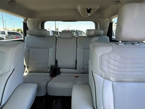 New 2026 Ford Expedition Max Platinum w/ Platinum Ultimate Package AWD/4WD image 18