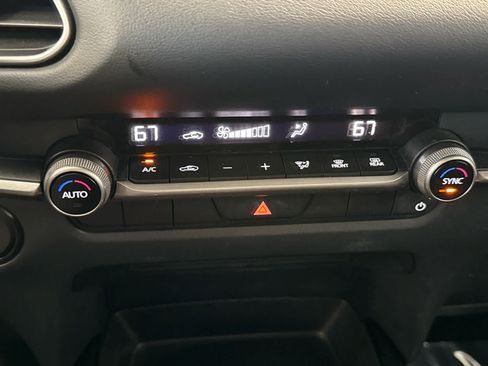 Certified 2024 MAZDA CX-30 AWD 2.5 S w/ Select Sport Pkg image 18