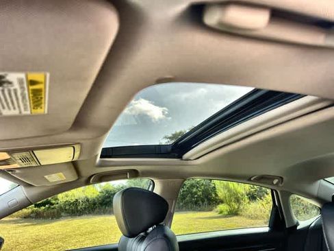 Used 2021 Honda Accord EX-L image 32