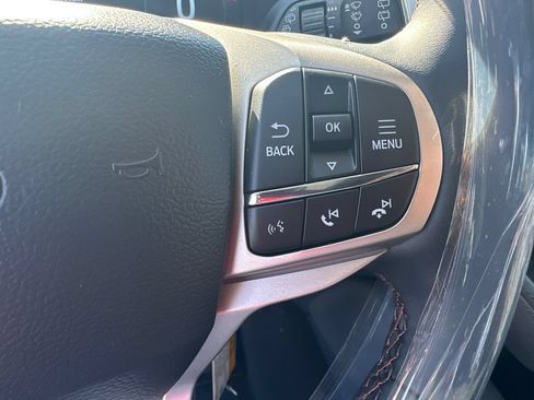 Used 2026 Ford Explorer Active RWD image 26