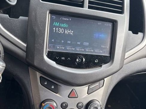 Used 2015 Chevrolet Sonic LT image 16