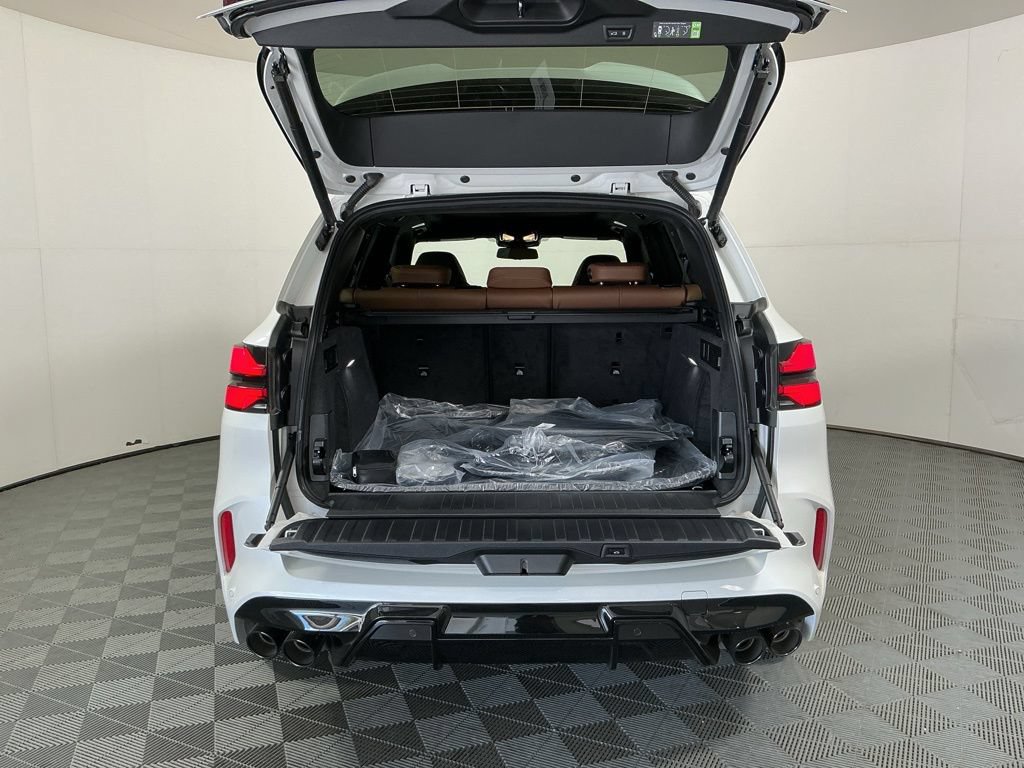 New 2026 BMW X5 M Competition w/ Executive Package AWD/4WD image 28