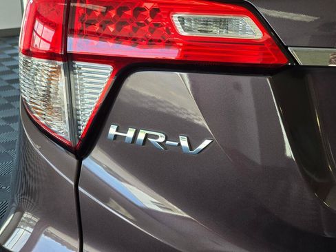 Used 2022 Honda HR-V EX image 13