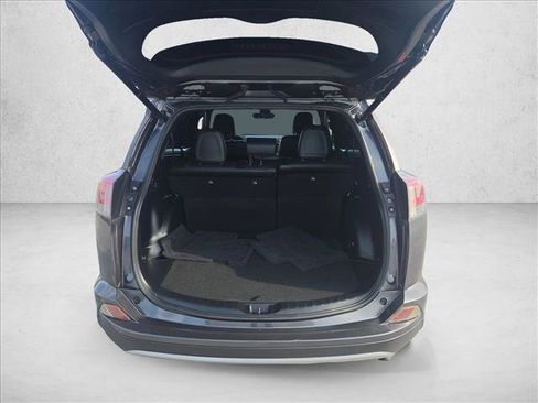 Used 2018 Toyota RAV4 SE w/ Power Extra Value Package FWD image 6
