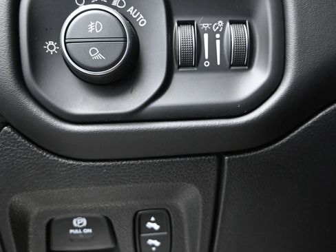 Used 2022 RAM 1500 Limited image 20