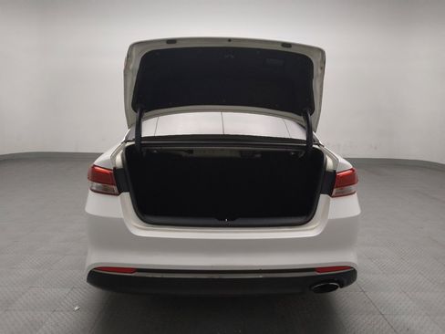 Used 2016 Kia Optima LX image 29