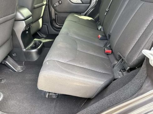 Used 2017 Jeep Wrangler Unlimited Sport AWD/4WD image 22
