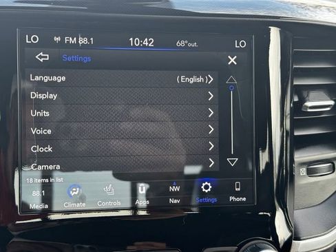 Used 2020 RAM 1500 Laramie image 32