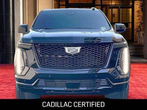 Used 2026 Cadillac Escalade ESV Sport w/ LPO, ONYX Package image 3