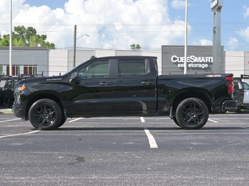 Used 2025 Chevrolet Silverado 1500 Custom AWD/4WD image 7